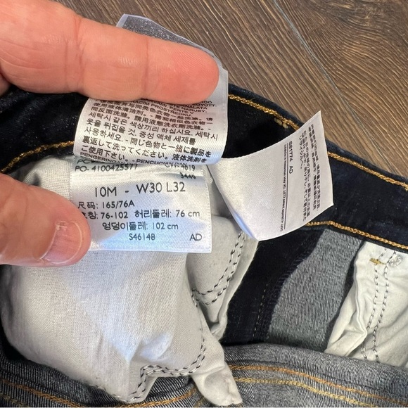 Levi classic boot cut jeans SZ 10 - Picture 6 of 7